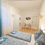 Apartment Urlaubsmagie - Ruheort - Garten & Saisonaler Pool
