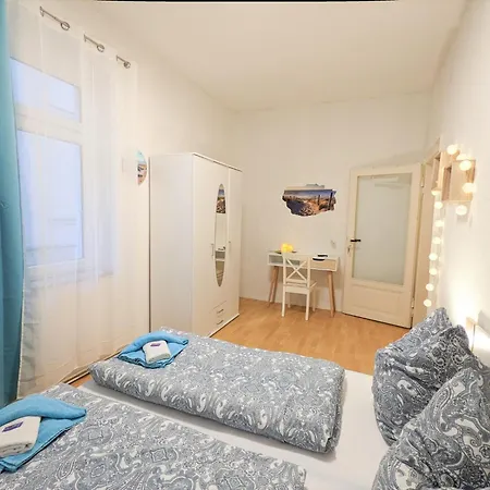 Apartment R2 - Urlaubsmagie - 5 Fussminuten Zur Elbe, Pool